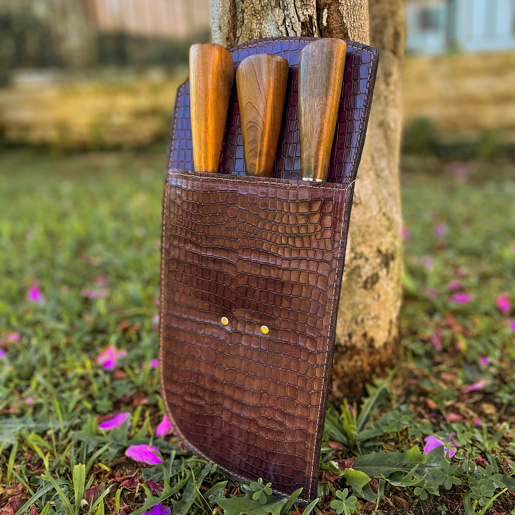 Kit para Churrasco 10" 3mm Lâmina com Cabo madeira + Case especial em couro - Três peças