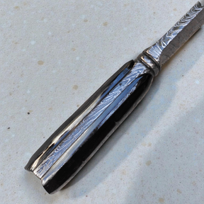 Edição Exclusiva para Colecionadores Modelo PLUME — Obra de Arte em Aço Damasco