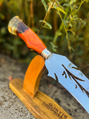 Faca Artesanal Modelo Pluma - Cabo folhas de ouro