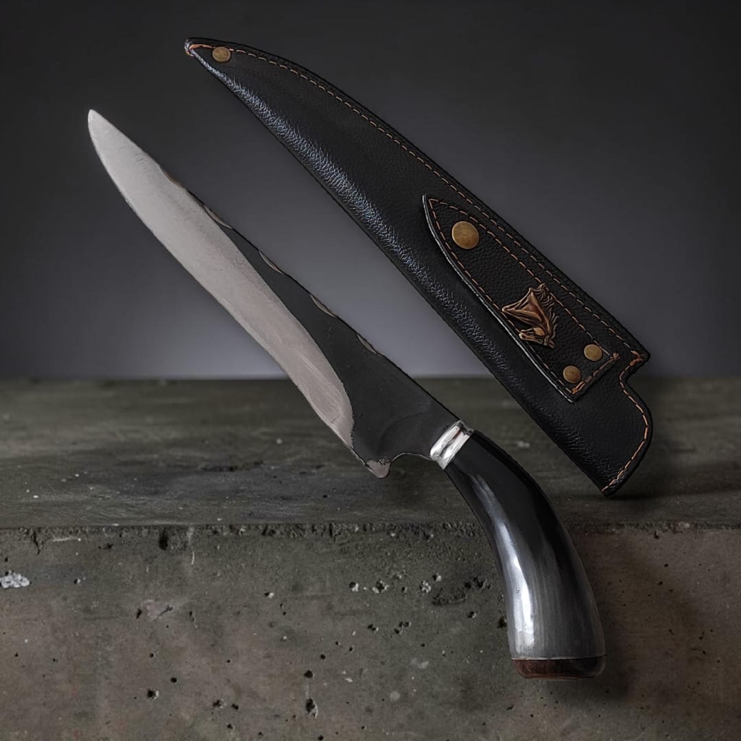 Faca Churrasco Artesanal para Churrasco Aço Carbono + Bainha em couro + gravação do seu nome na lamina