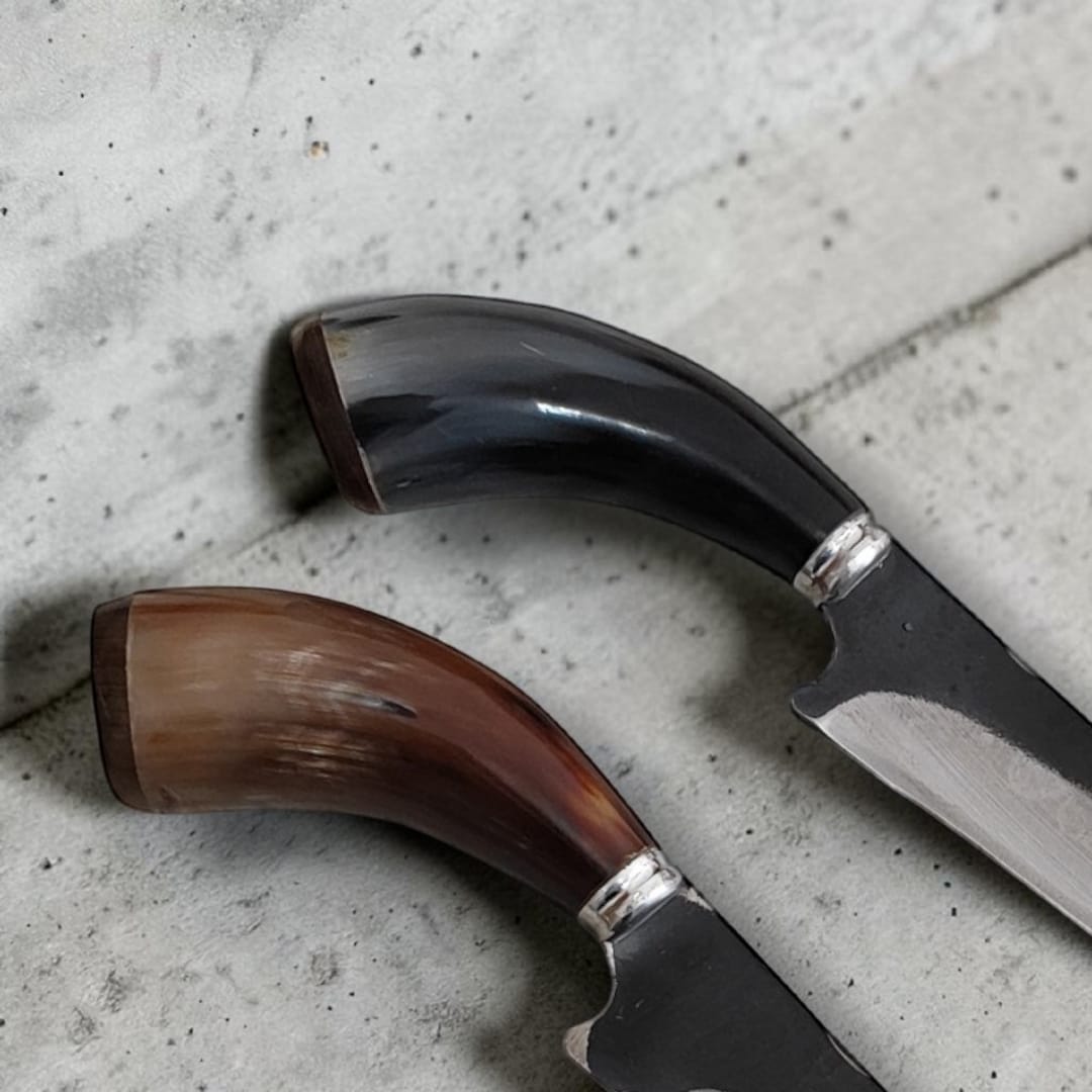 Faca Churrasco Artesanal para Churrasco Aço Carbono + Bainha em couro + gravação do seu nome na lamina